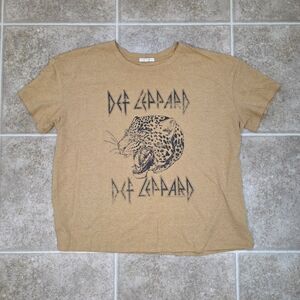 Def Leppard Leopard Graphic Band Tee Size L